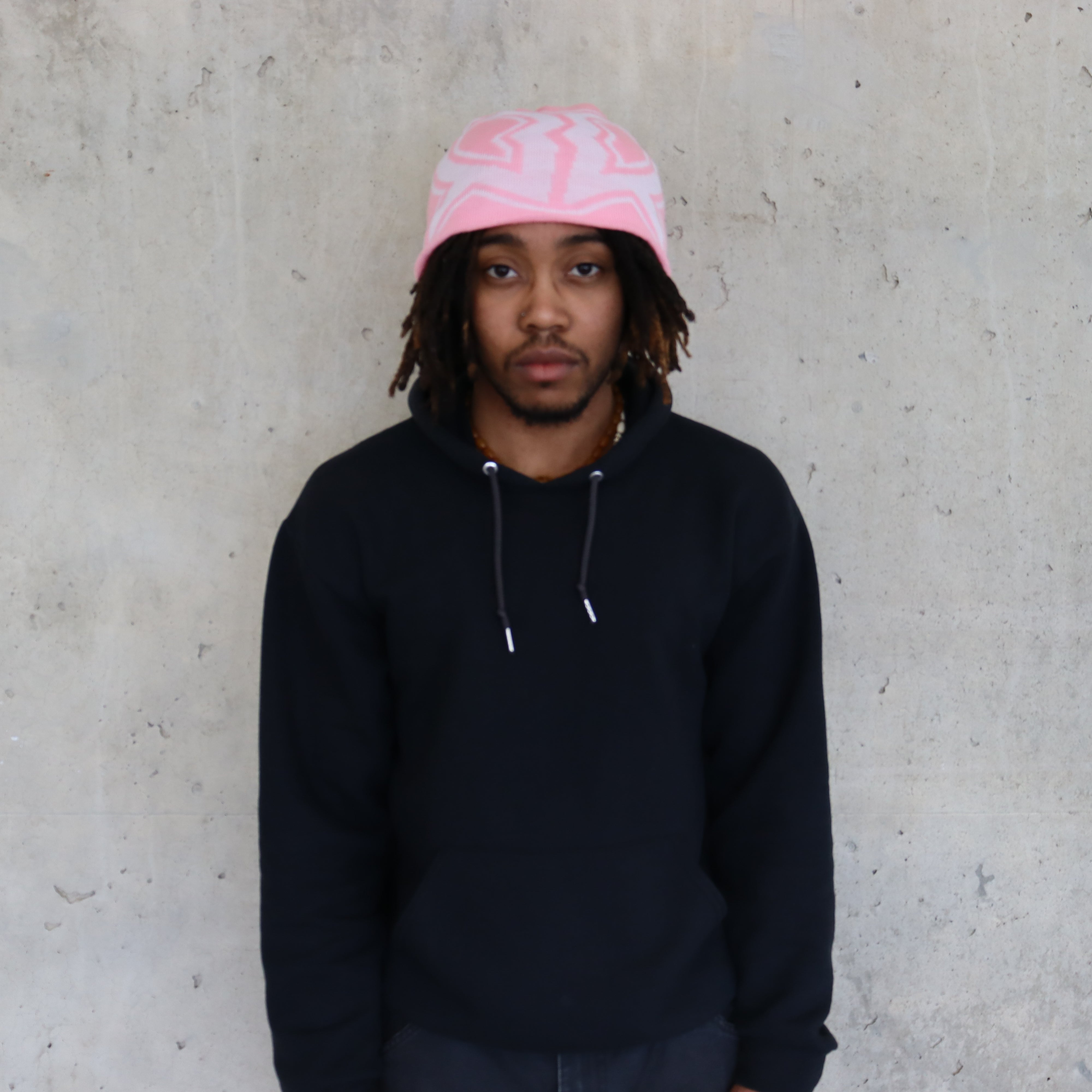 Heartbreak Knitted Beanie (Light Pink & White)